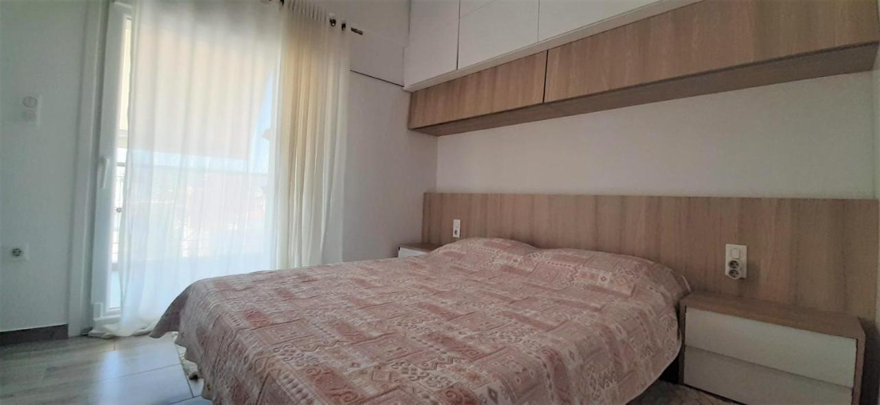 Central Park Apartment Волос Екстериор снимка