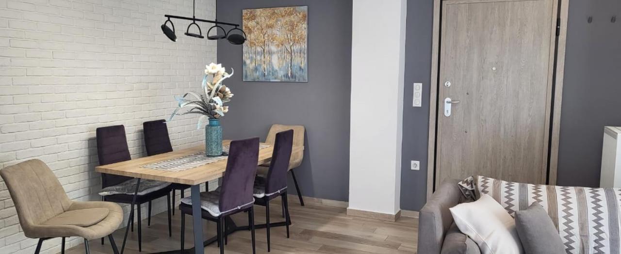 Central Park Apartment Волос Екстериор снимка